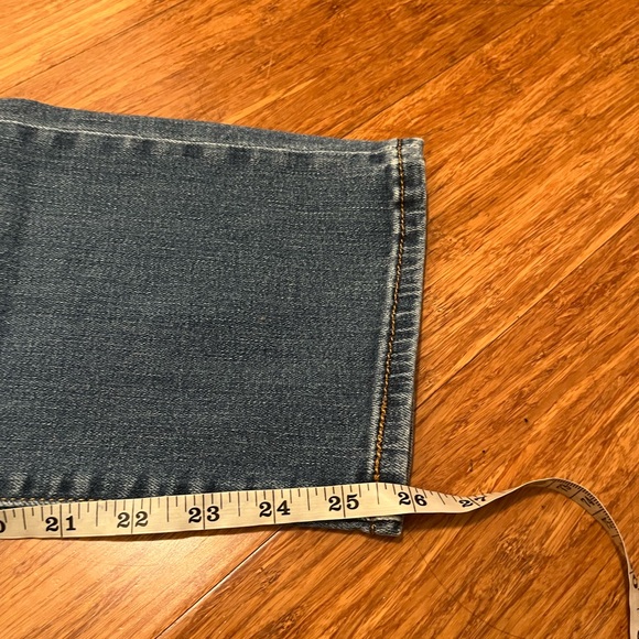 Levi's Wedgie Straight Medium Wash High Rise Ankle Blue Jeans. Size Women's 32 - Picture 13 of 14